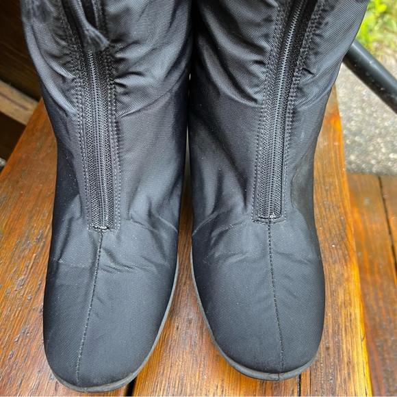 VINTAGE COBBIE CUDDLERS BLACK FAUX FUR LINED RAIN BOOTS SIZE 8 - Picture 7 of 14